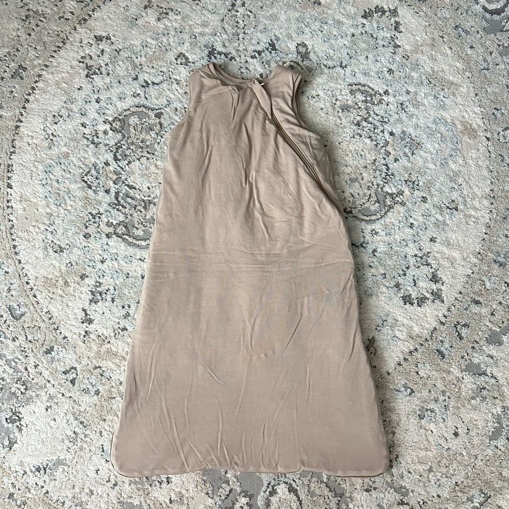 Baby sleep sack bamboo like new 6-12m